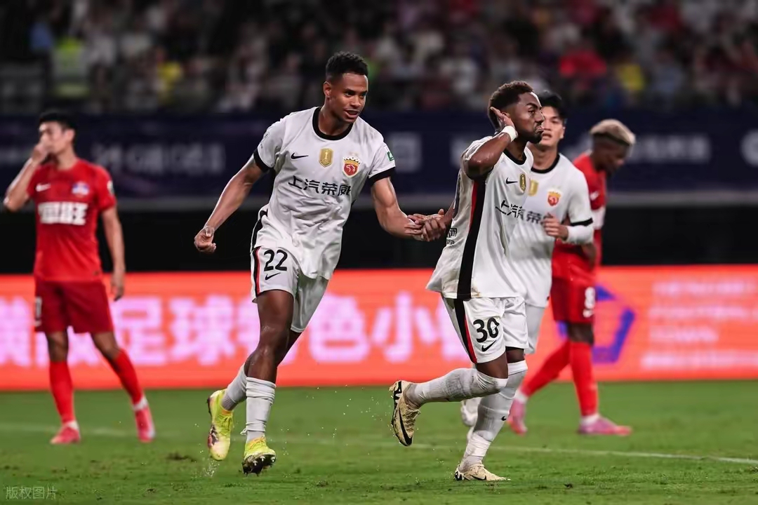 LOL官网入口 -赛地聚焦——德甲清晨热度飙升；广东宏远队长鼓劲；压力陡增；赛程密集仍需轮换的简单介绍