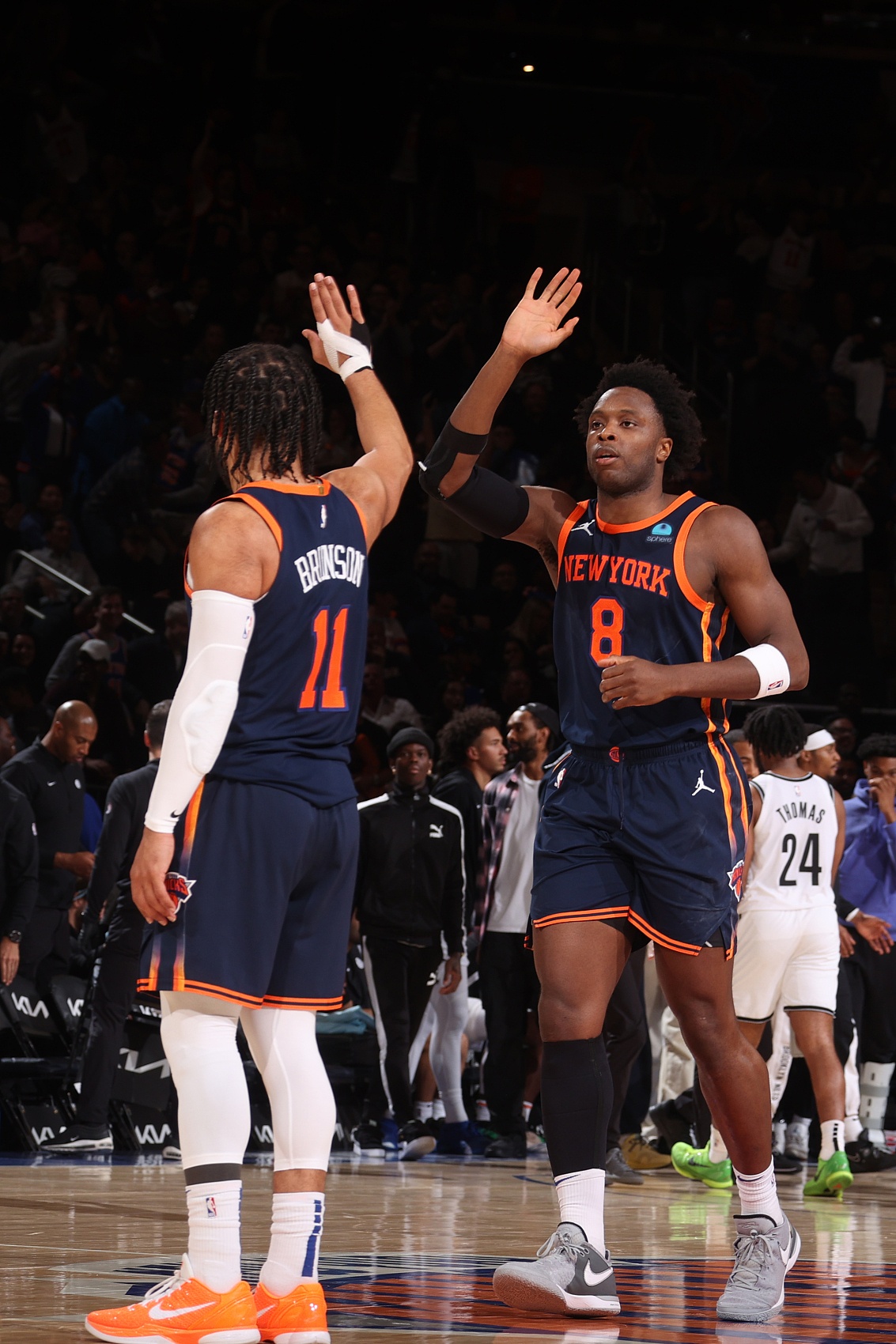 LOL平台竞猜 -窗口期纽约尼克斯备战NBA总决赛；再遭质疑细节曝光；赛场秩序良好；更衣室氛围转暖的简单介绍